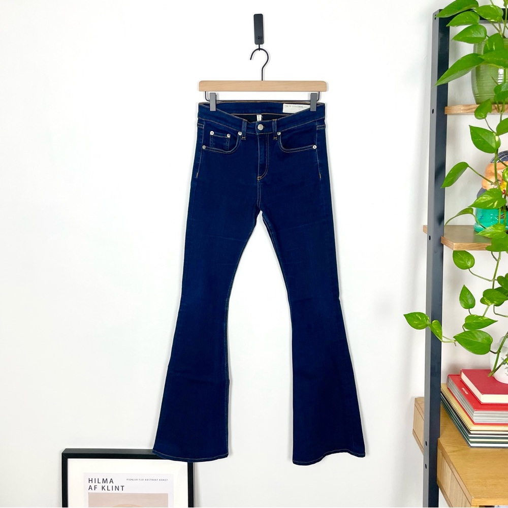 Rag & Bone Beckett 10” bell bottom jeans in dark wash size 27
